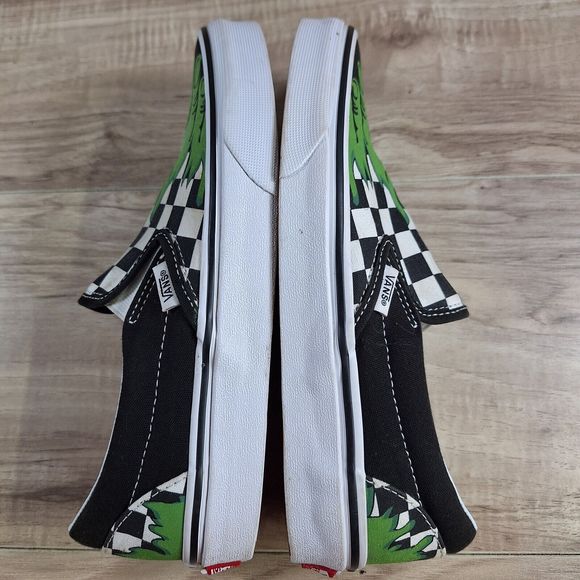 Vans Off The Wall Marvel HULK Slip-On Shoes Checkerboard Hulk Feet Women Sz 7.5 - Picture 9 of 11